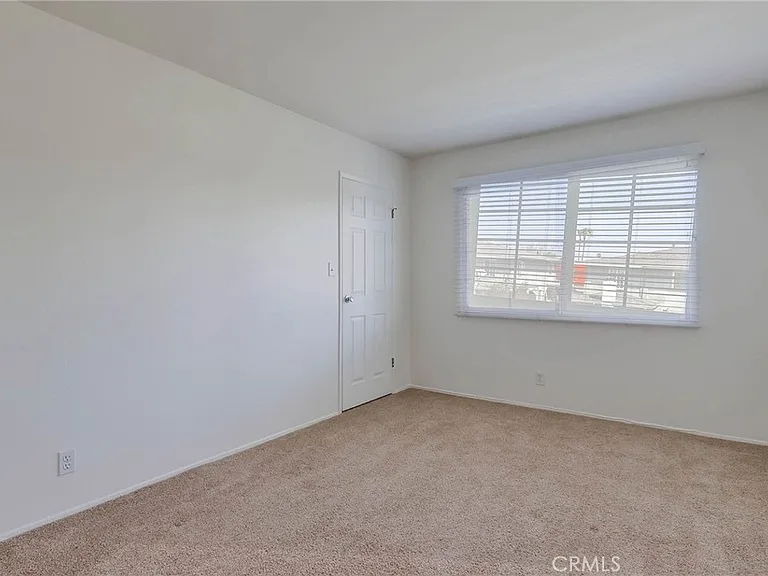 1845 Anaheim Ave #16-C — Photo 24