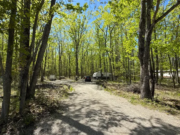 2431 Bennett Rd, Cheboygan, MI 49721