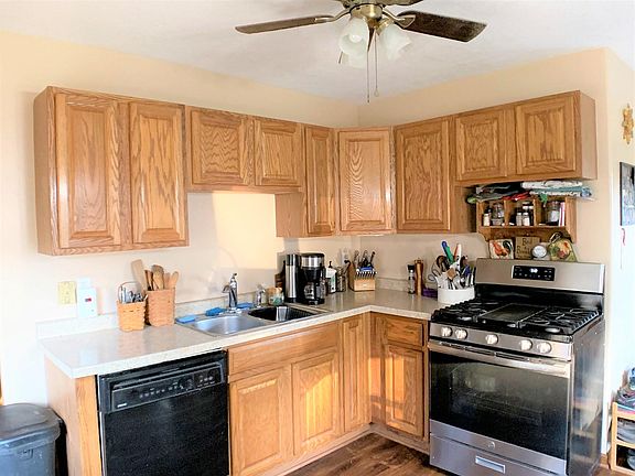 5th image of 154 N Douglas Ave