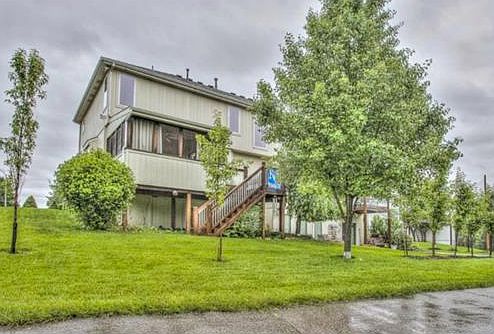 2nd image of 8722 Ridgeway Ct.