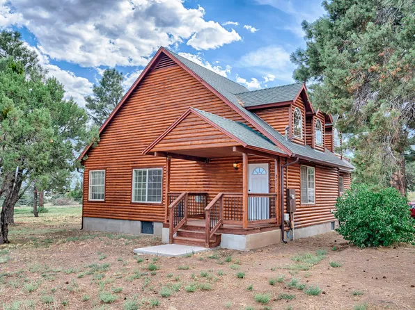 8758 Sunshine Ave, Flagstaff, AZ 86004