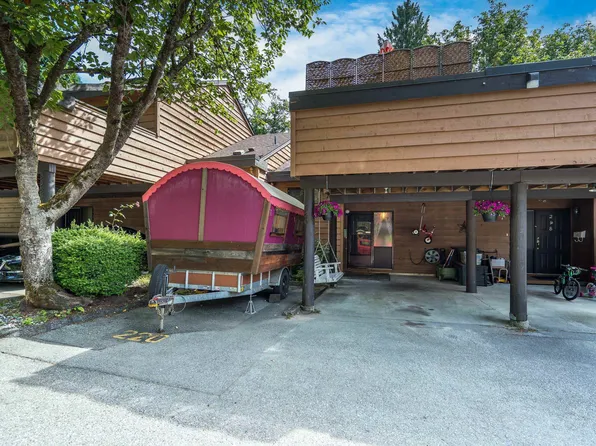 220 Cornell Way, Pt Moody, BC V3H 3W2