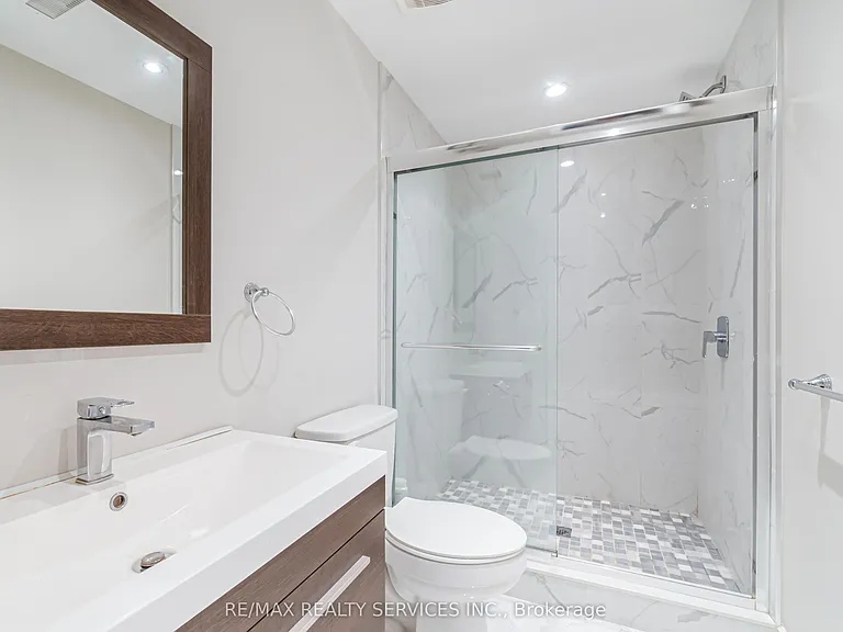 406 Cedar Hedge Rd — Photo 37