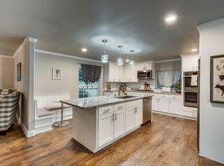 1212 W Jefferson St, Waxahachie, TX 75165