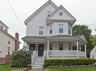 29 Hawthorne St #2, Belmont, MA 02478