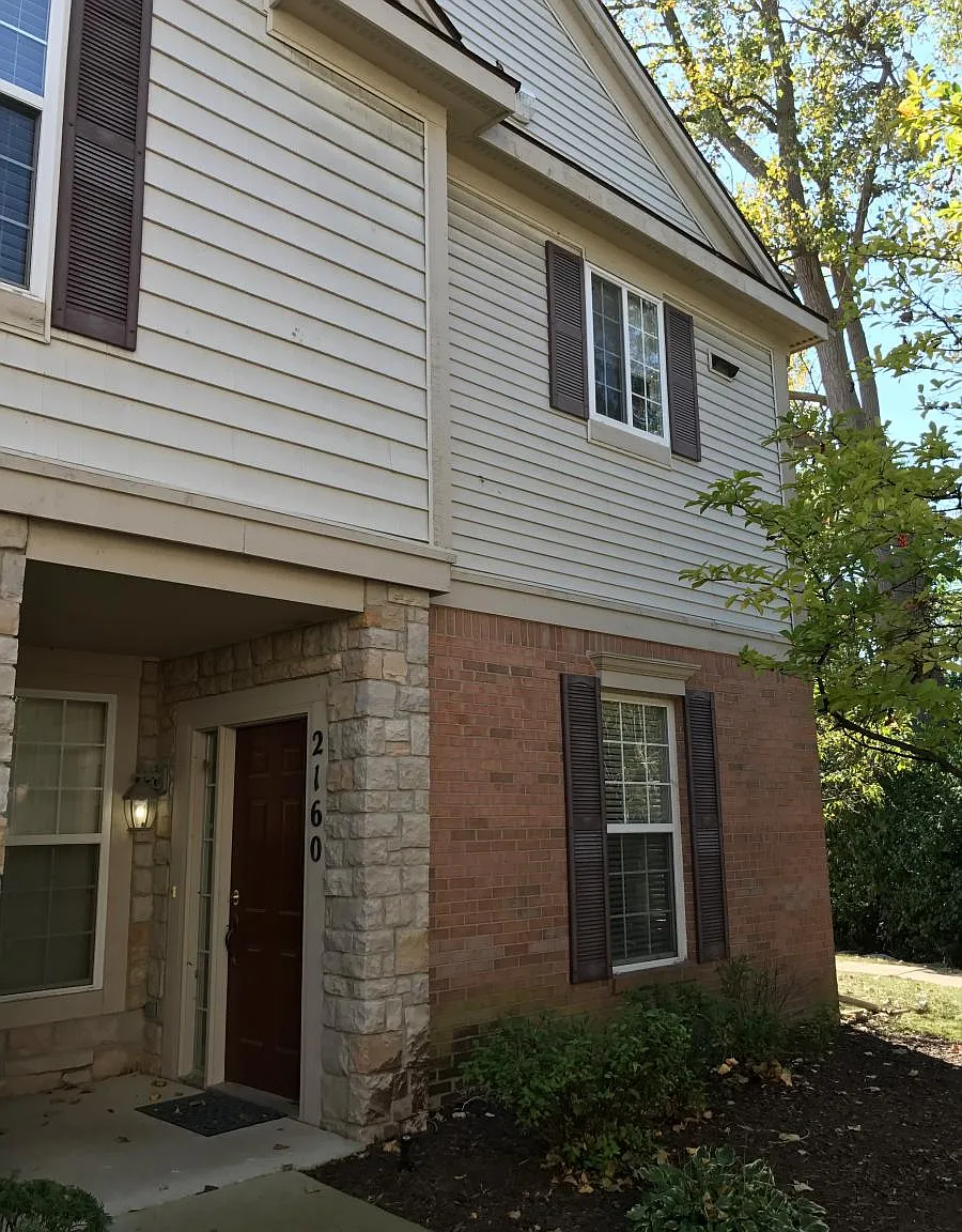 2 bed, 1375 sqft, $1,795 — Photo 1