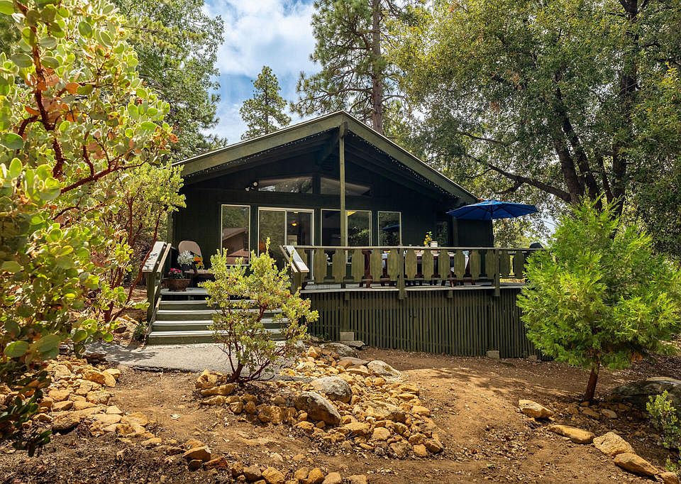 1st image of 25461 Glen Rd