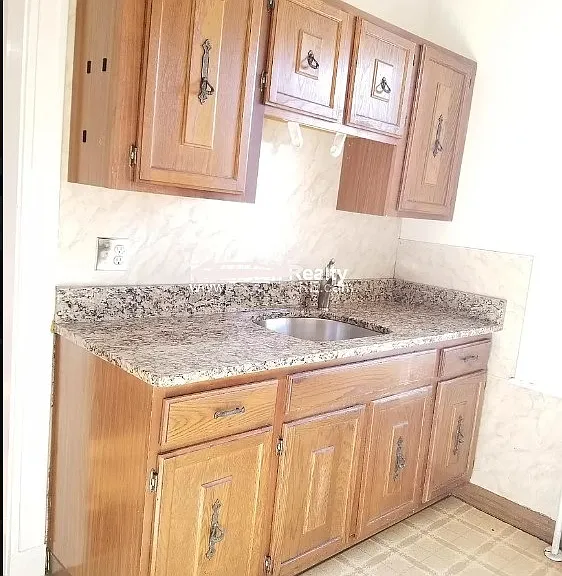 85 Maple St #3 — Photo 7