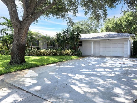 2nd image of 728 Osprey Way