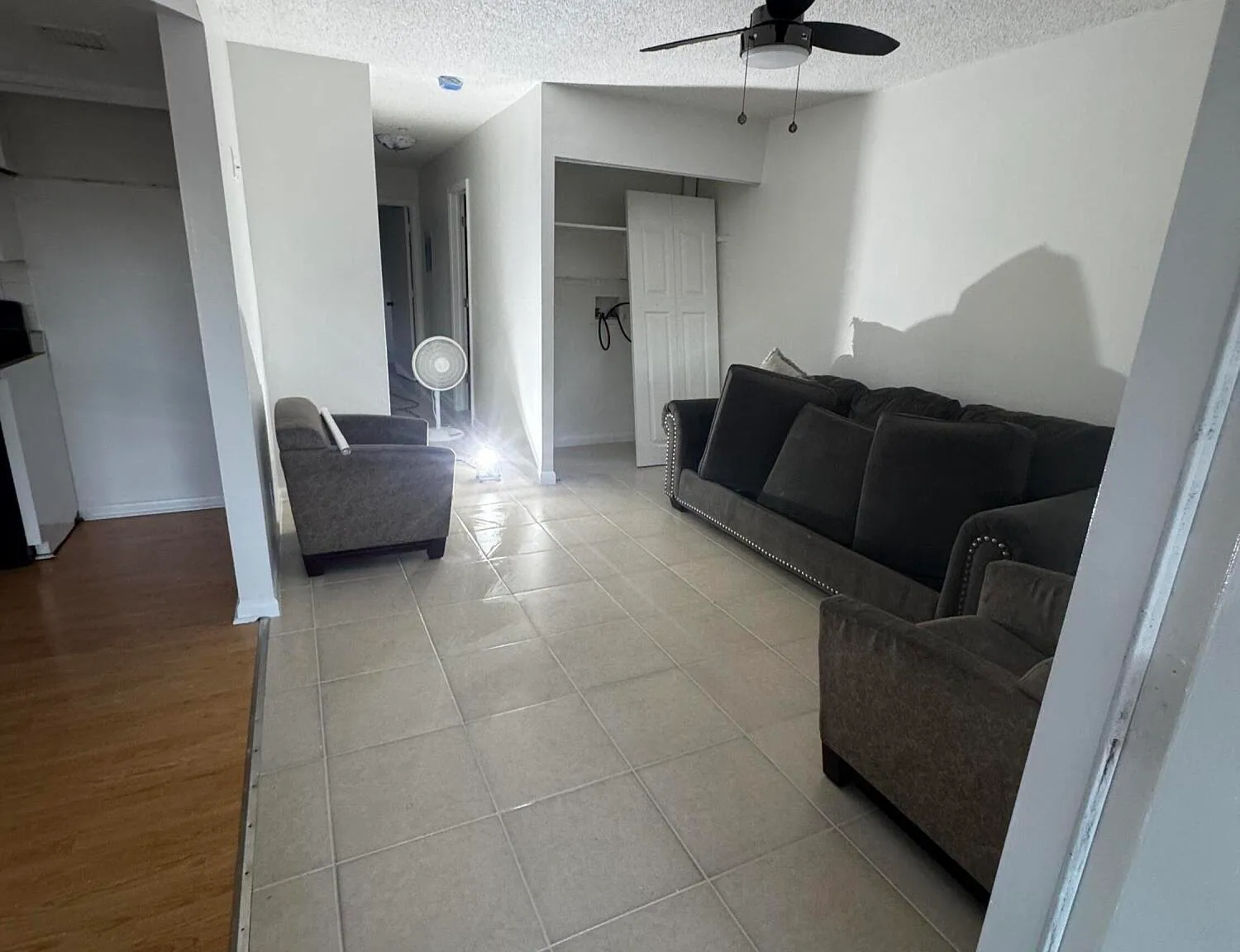 2 bed, 2.0 bath, 1000 sqft, $2,300 — Photo 3