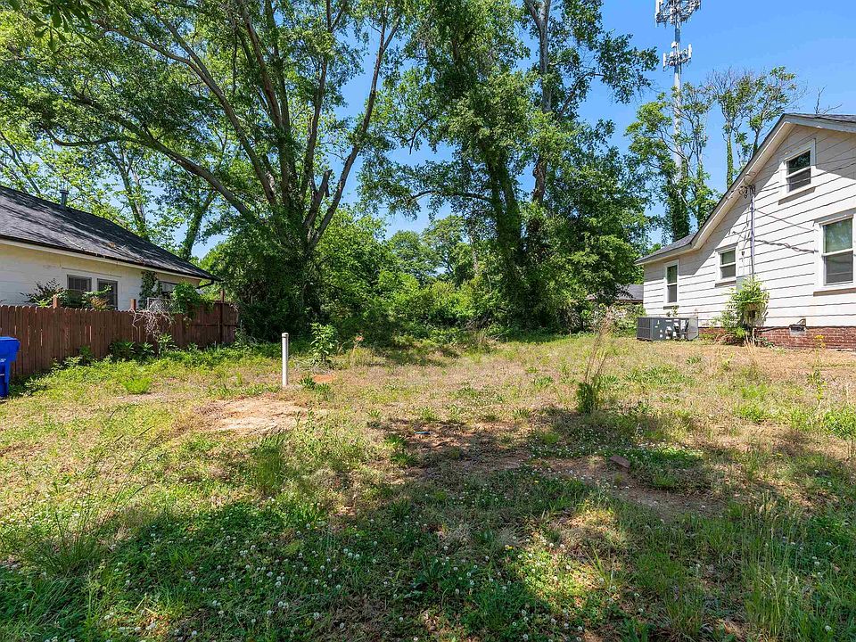 1st image of 14 Woodfin Ave