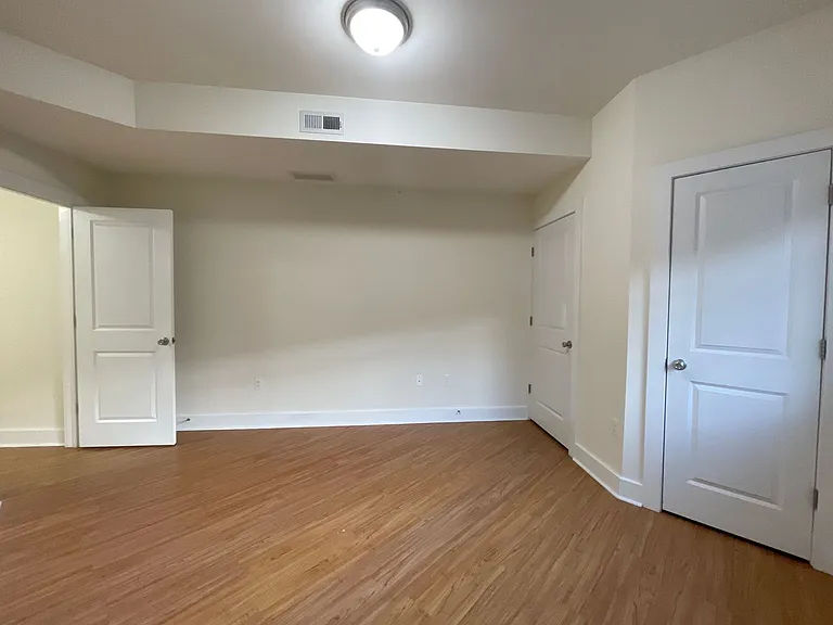 3842 Lancaster Ave. — Photo 15