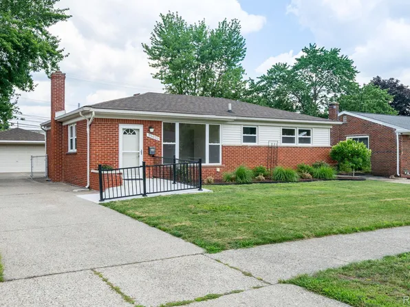 35030 Elmira St, Livonia, MI 48150