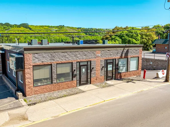 208 E Montezuma Ave, Houghton, MI 49931