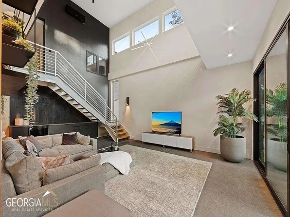 1742 Ridgeway Ave NW, Atlanta, GA 30318