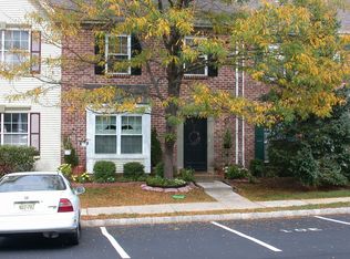 1005 Doolittle Dr, Bridgewater, NJ 08807