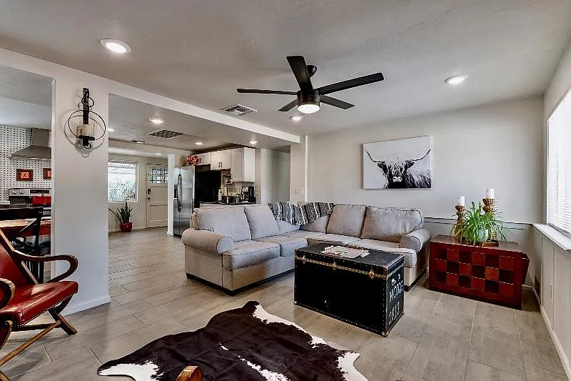 E Fairmount St, Tucson — Photo 2