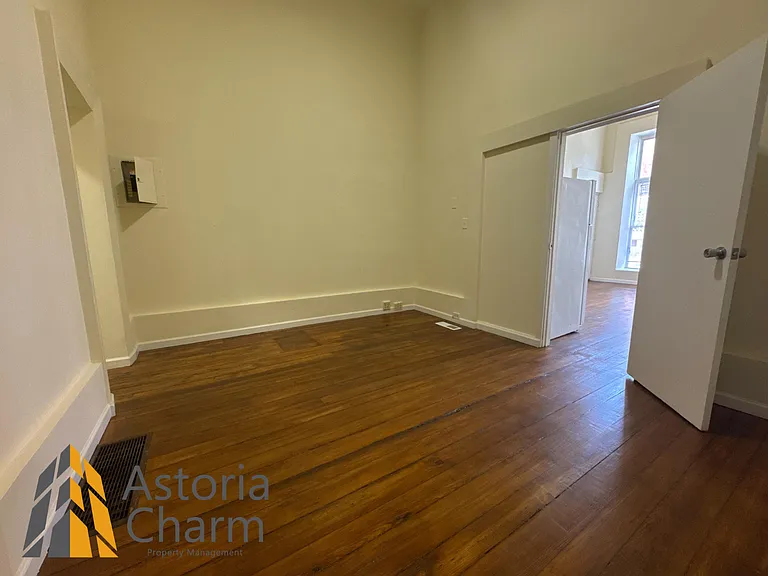 2102 Maryland Ave #1F — Photo 14