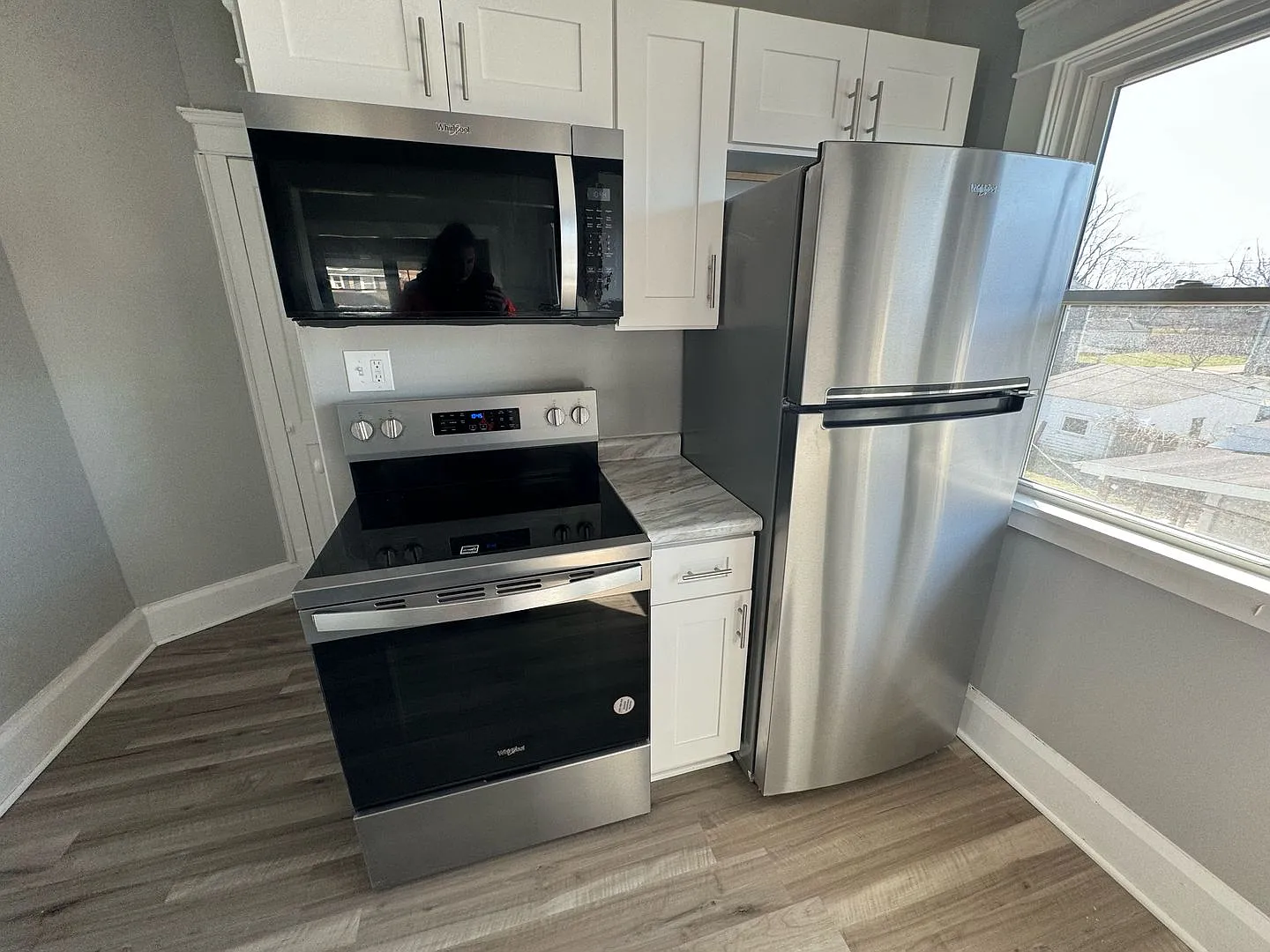 839 - 841 Allison Ave — Photo 3