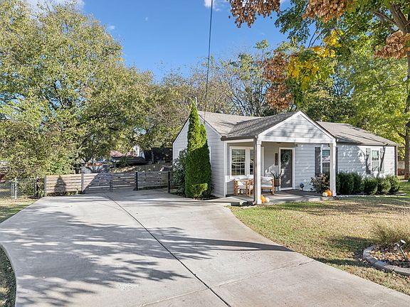 3rd image of 3020 Harlin Dr