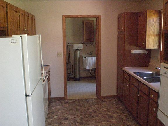5th image of N1461 N1459 803rd St