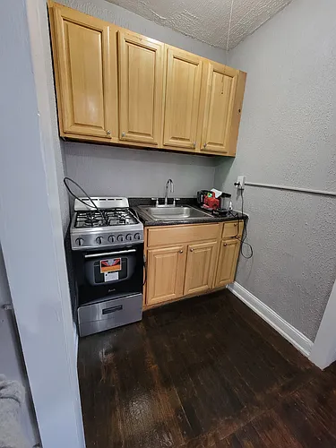 25 Sanford Pl #A37 Photo 1