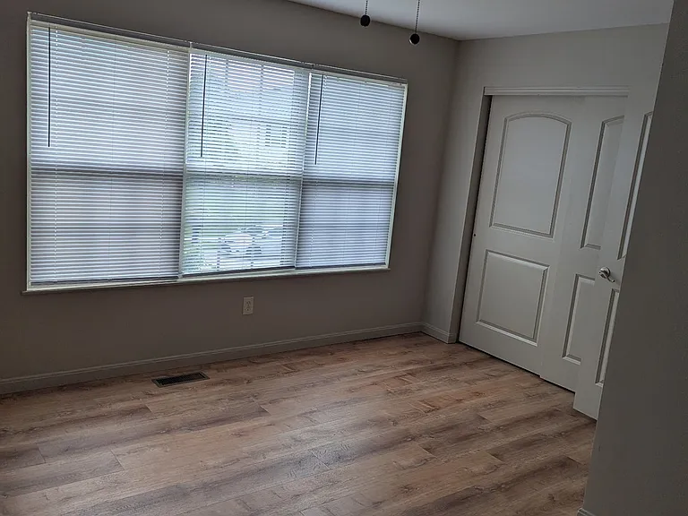 300 Wysteria Village Dr #1 — Photo 16
