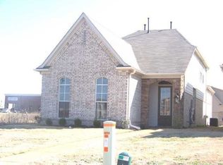 7957 Lowrance Rd, Memphis, TN 38125