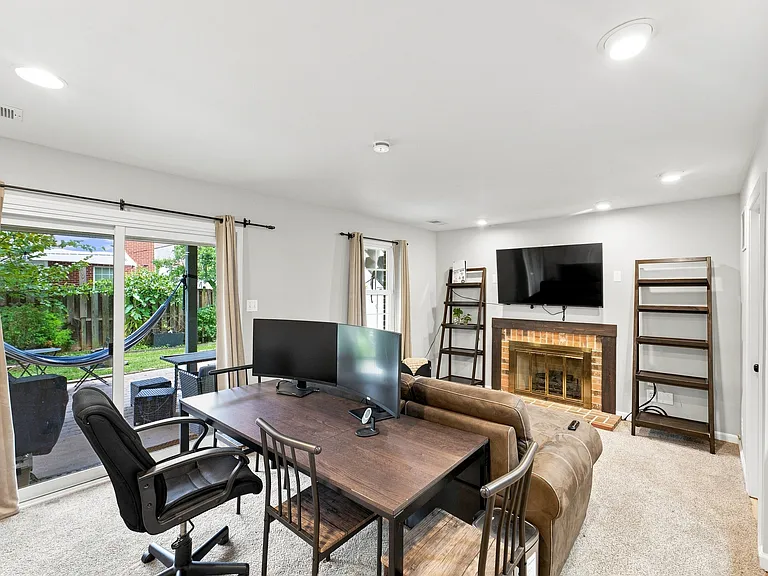 500 Beacon Dr — Photo 33