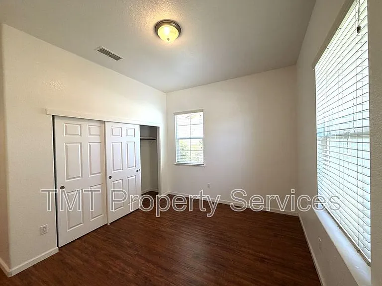 8622 Neopolitan Way — Photo 18