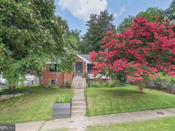 5602 Hawthorne St, Landover, MD 20785