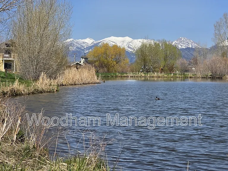 4461 Waters St #A — Photo 20