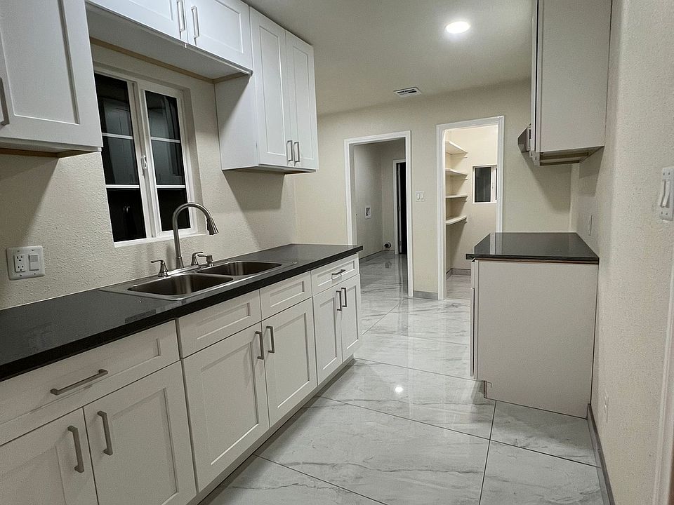 1st image of 3329 W Beverly Blvd #1/2