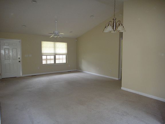 5th image of 6036 Tennyson Dr