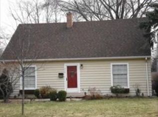 115 S Pine Ave, Arlington Heights, IL 60005