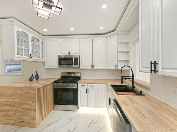 116 Beach Avenue, Bellmore, NY 11710