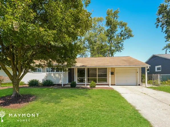 11616 Appleton Dr, Parma Heights, OH 44130