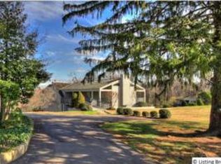2 E Mill Pl, Louisville, KY 40222