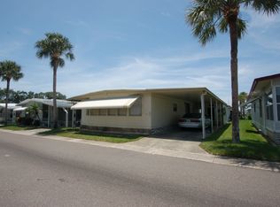 605 Whippoorwill Ln, Largo, FL 33770
