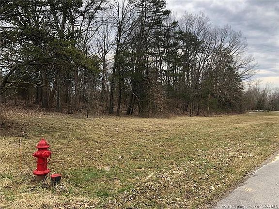 4th image of 2002 Cedar Creek Dr