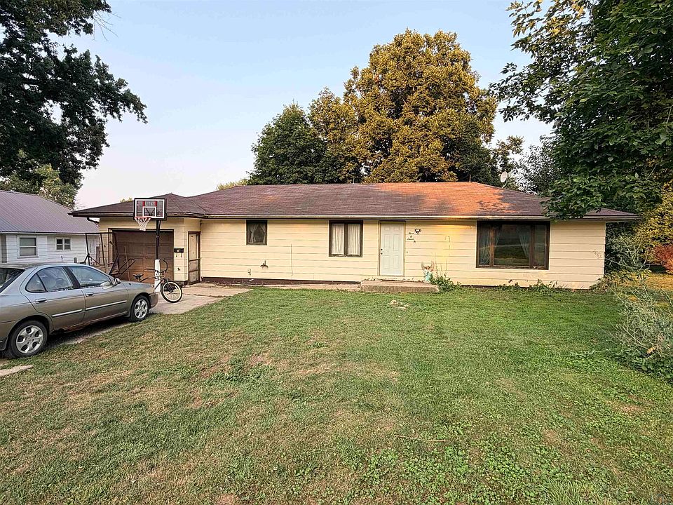 1st image of 307 Ferry Ave