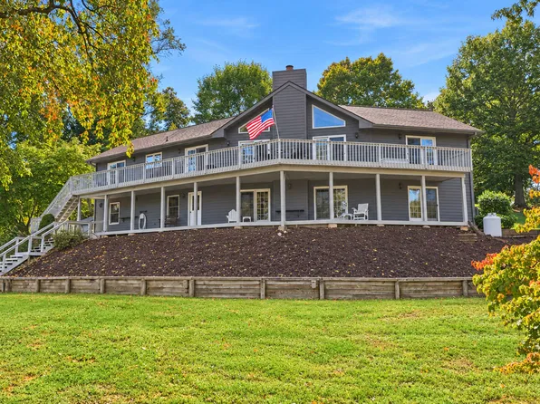 150 Maiden Ln, Hardy, VA 24101