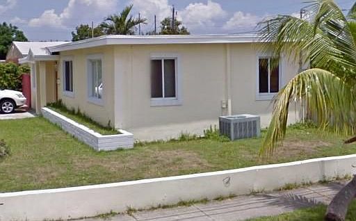 2nd image of 6061 SW 18th St