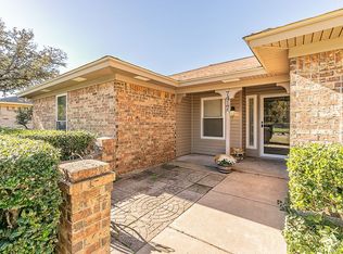 7417 Timberhill Dr, North Richland Hills, TX 76182