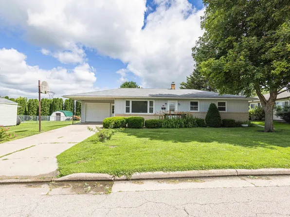 415 Benton St, Cuba City, WI 53807