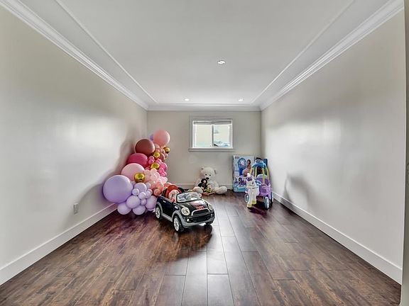 2nd image of 15181 68a Ave