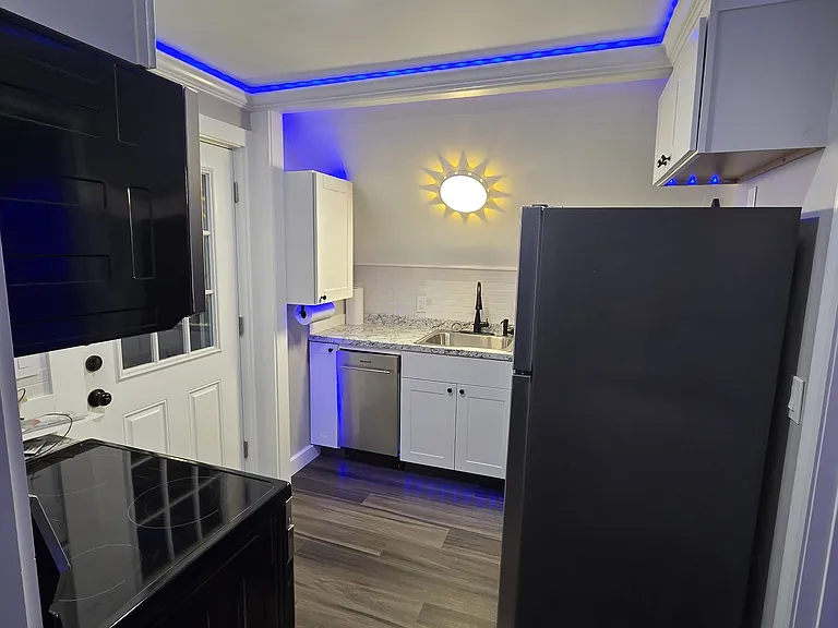 19 Peaslee Rd #B — Photo 8