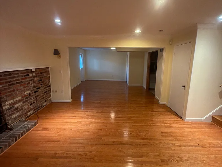 11902 Enid Dr — Photo 8