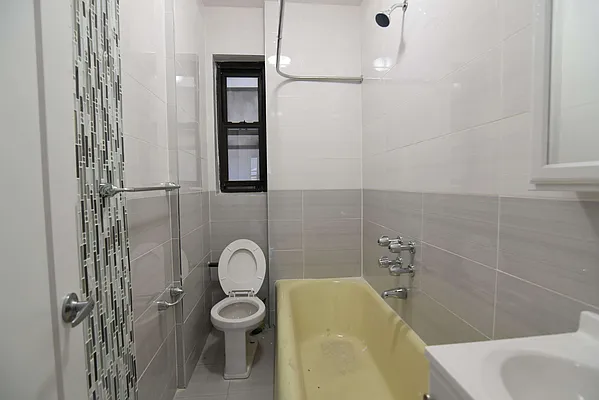 Rented by Zuz Realty | media 5