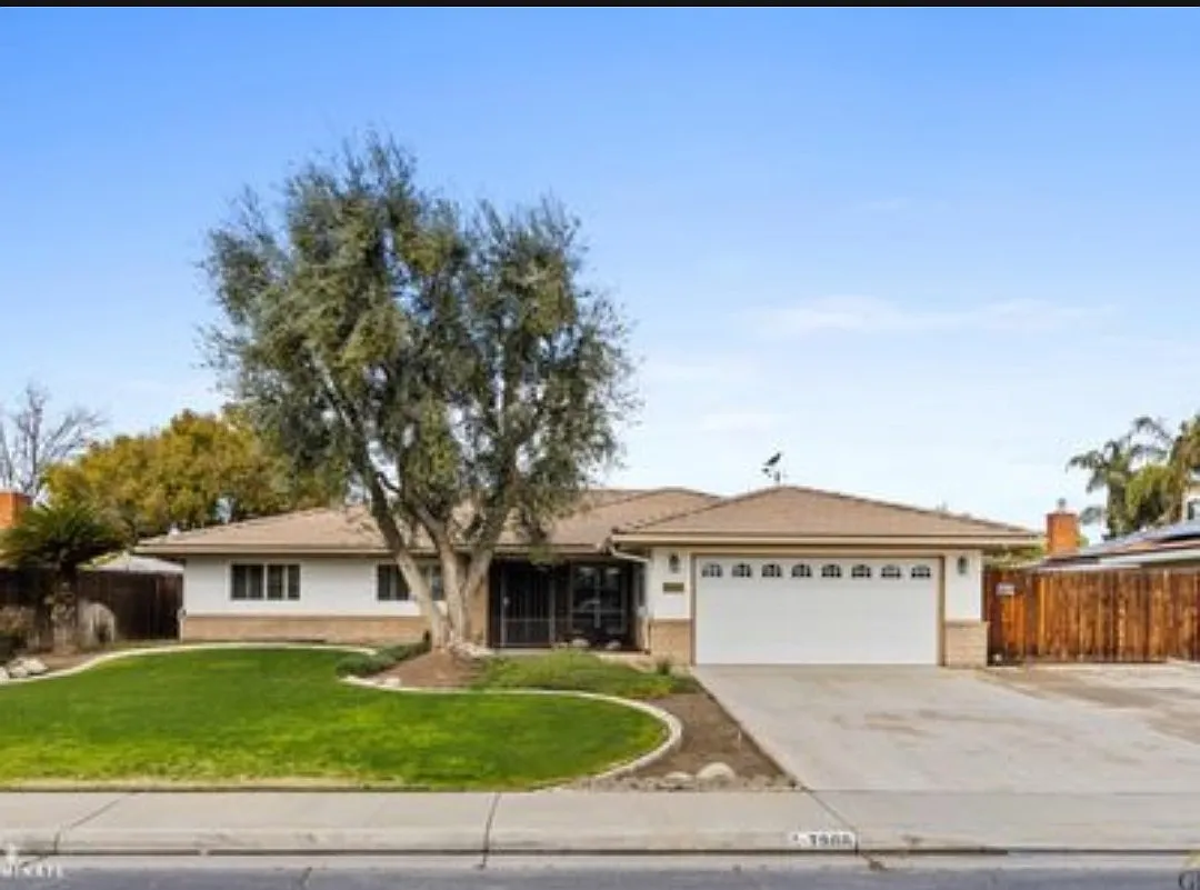 3 bed, 1850 sqft, $2,100 — Photo 3